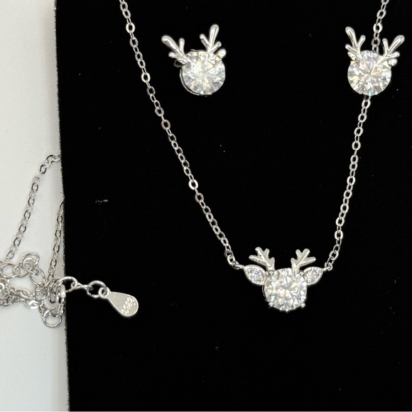 Dainty Deer 🦌 3ct.tw Moissanite Set / Necklace and Earrings . Silver .925 w/gra - Picture 1 of 10